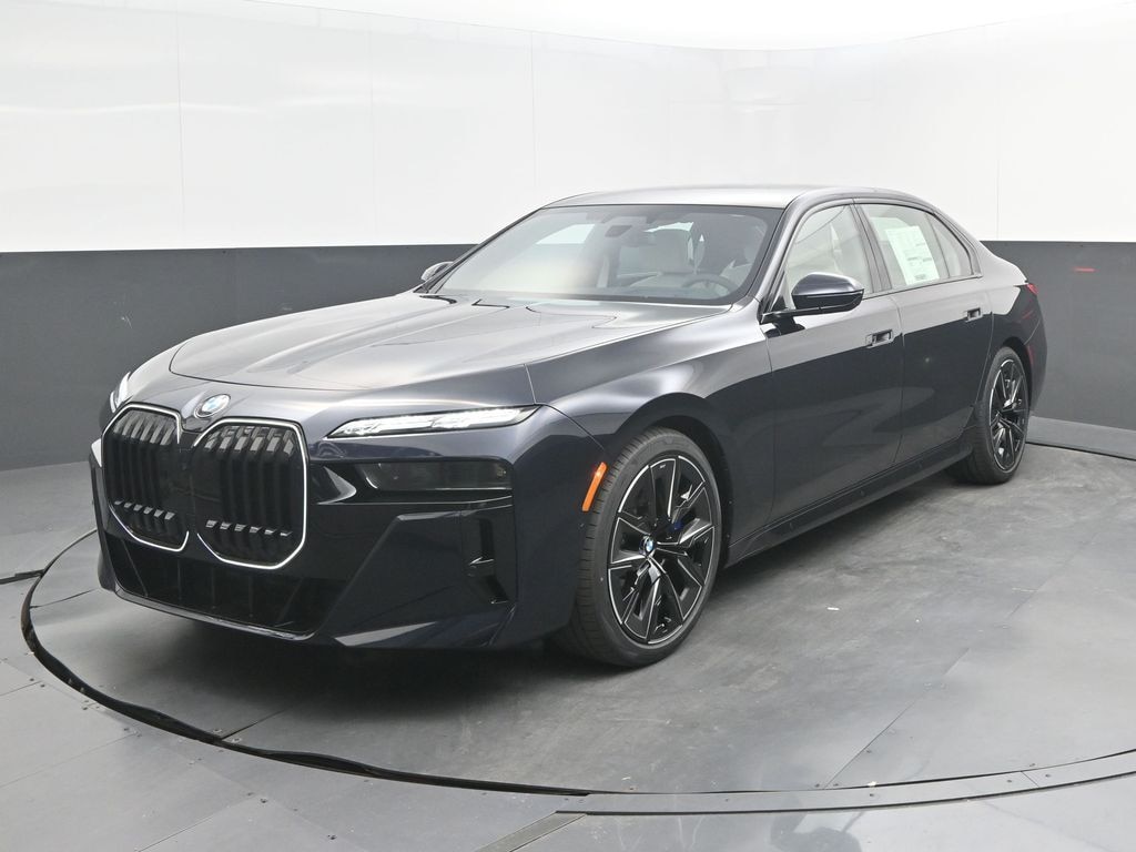 New 2026 BMW 7 Series 740i Sedan