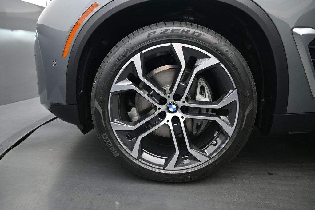 New 2026 BMW X5 xDrive40i SUV