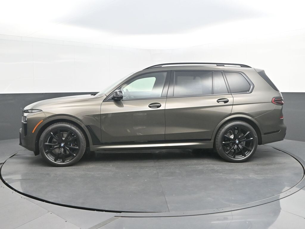 New 2027 BMW X7 M60i SUV