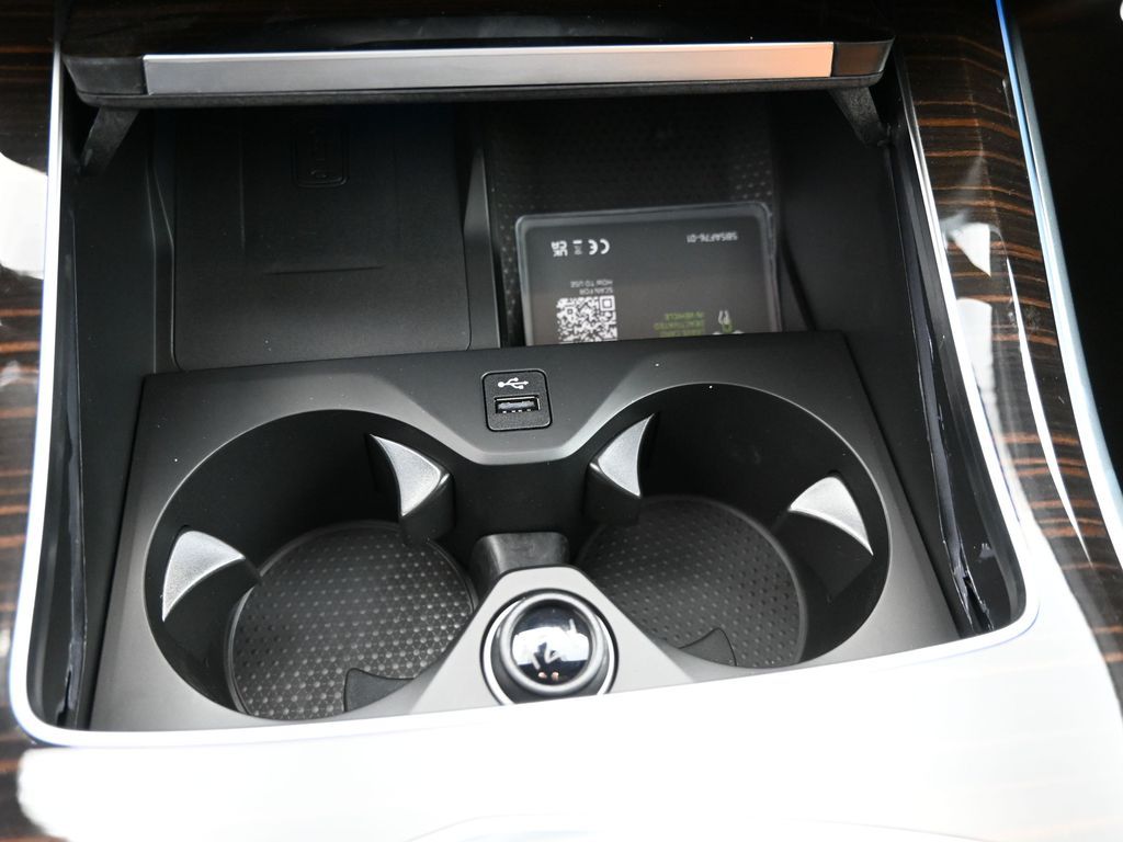 2026 BMW X5 50e - Photo 19