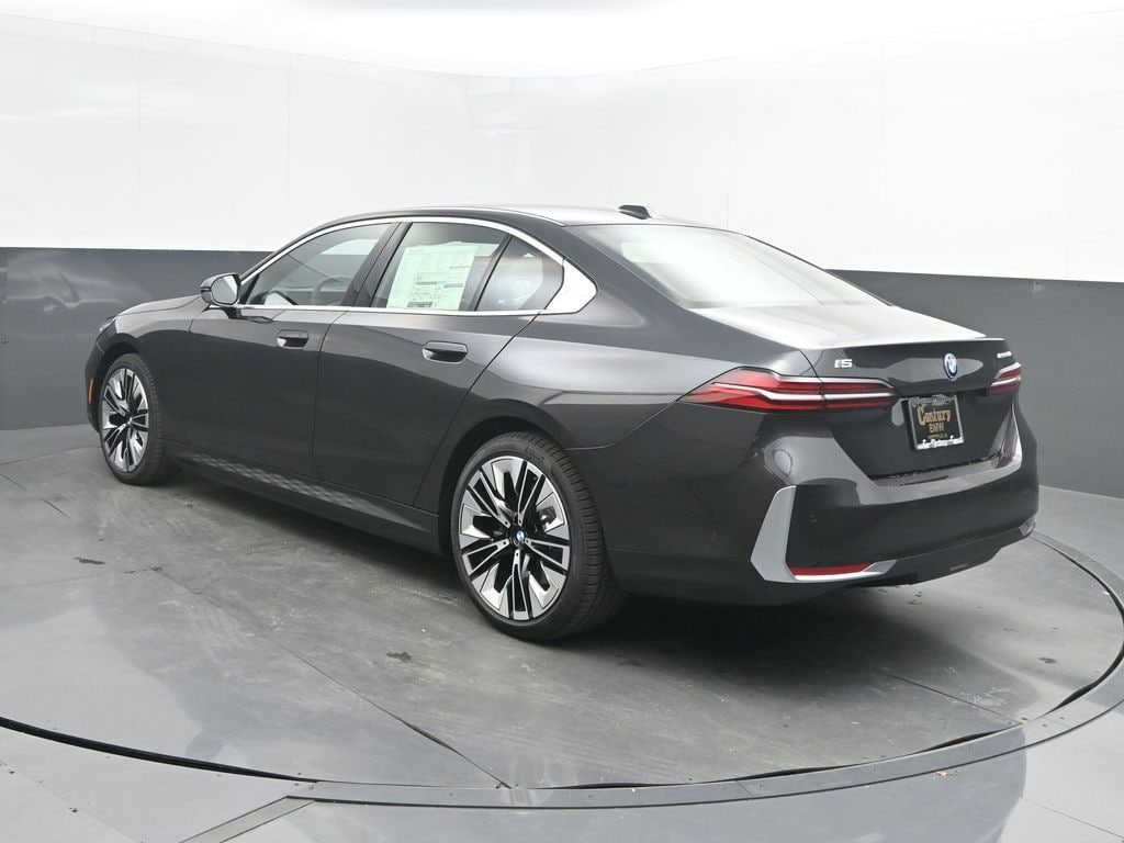 New 2026 BMW i5 eDrive40 Sedan