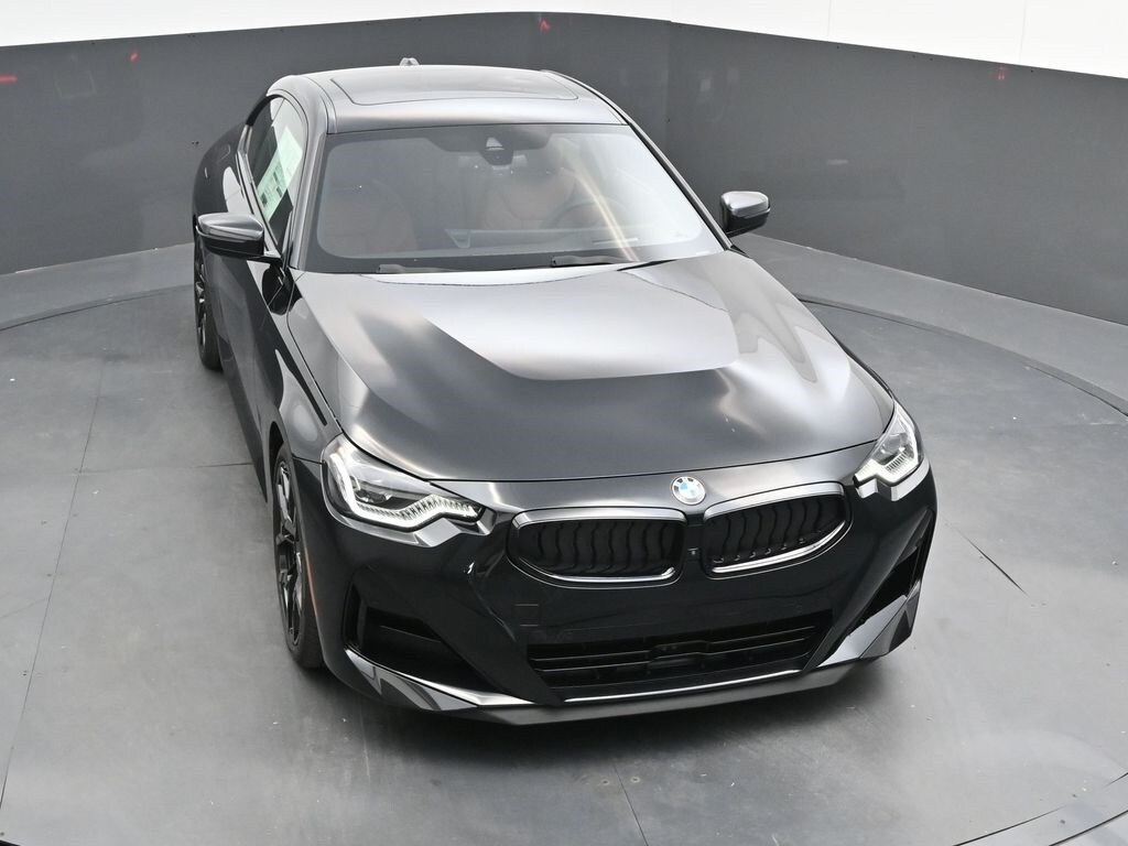 2025 BMW 2 Series 230i - Photo 37