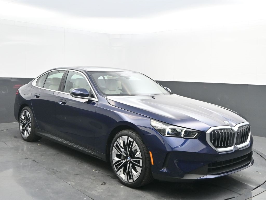 2026 BMW 5 Series 530i's photo