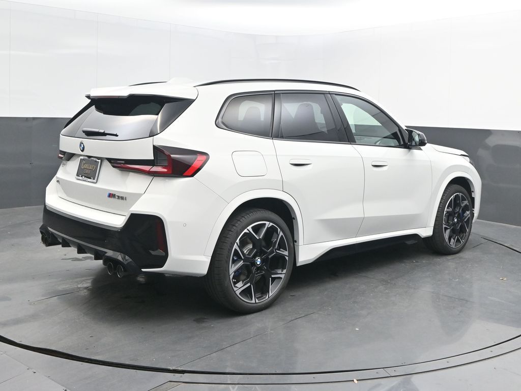 2026 BMW X1 M35i - Photo 7