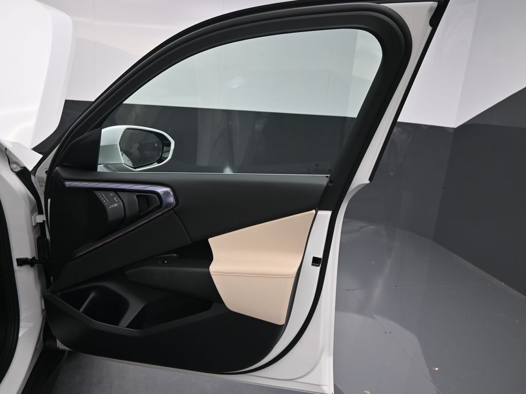 2025 BMW X3 30 - Photo 18