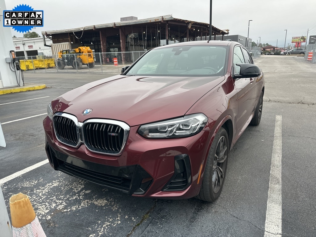 2022 BMW X4 M40i's photo
