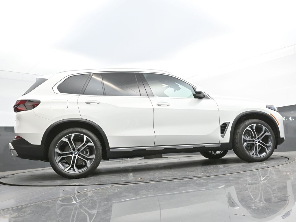 2026 BMW X5 40i - Photo 40