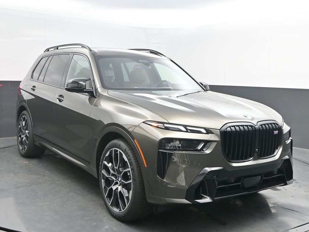 2026 BMW X7 M60i's photo