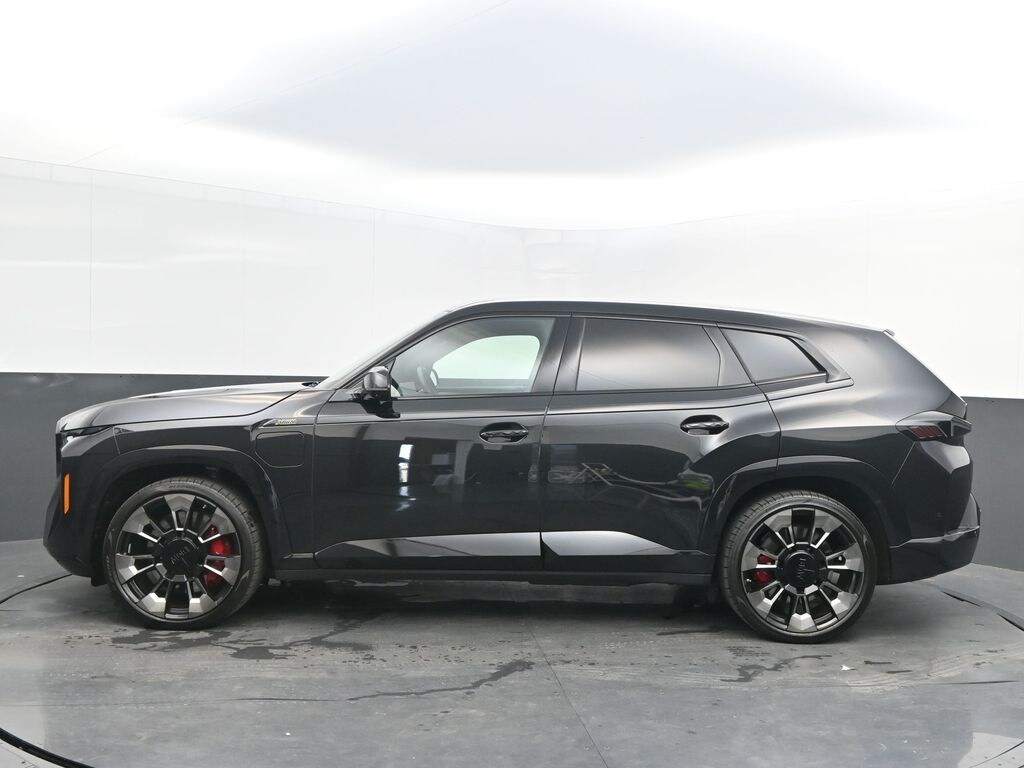 2023 Bmw XM photo 2
