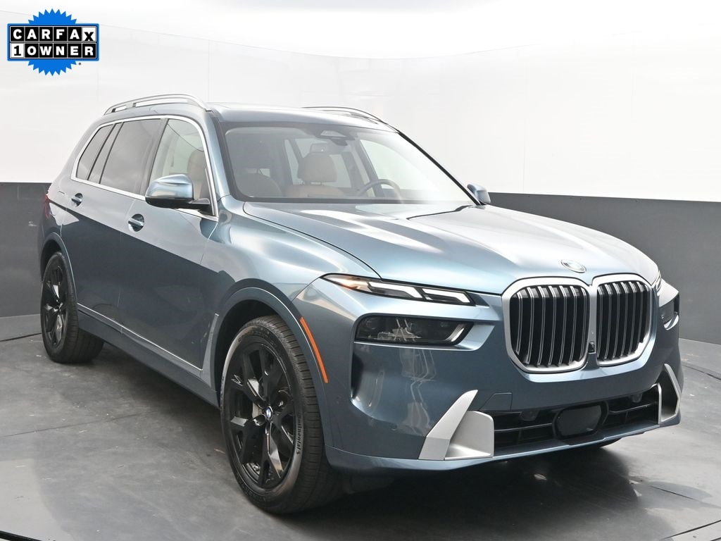 2023 BMW X7 SUV  2023 BMW X7 SUV