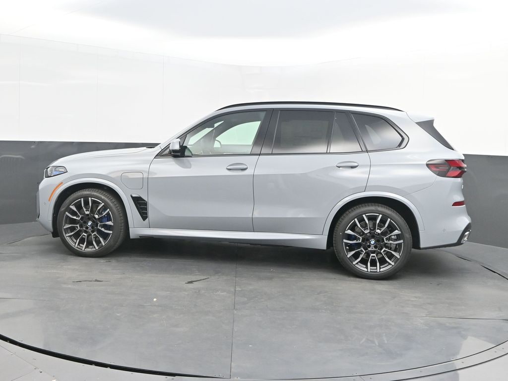 New 2026 BMW X5 xDrive50e SUV