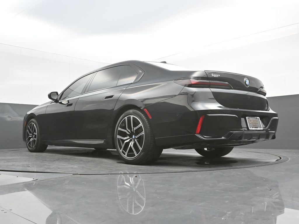 2023 BMW 7 Series 740i - Photo 44