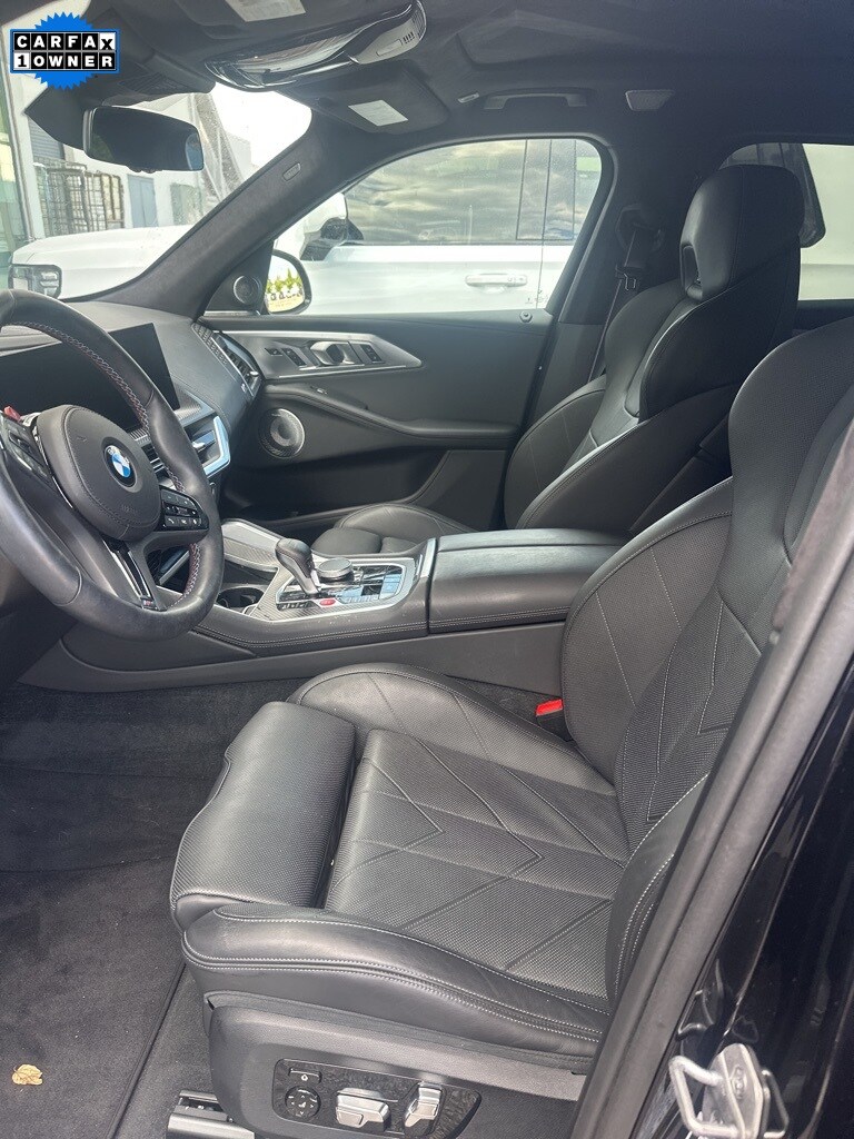 2023 Bmw XM photo 2