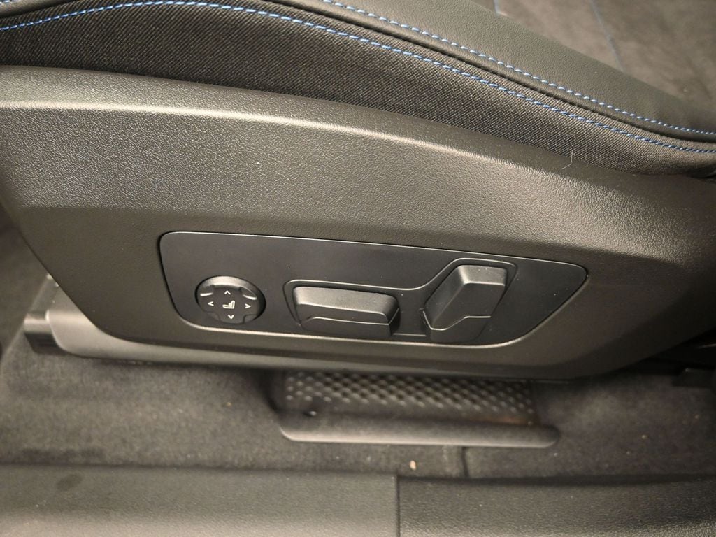 2026 BMW X1 M35i - Photo 15