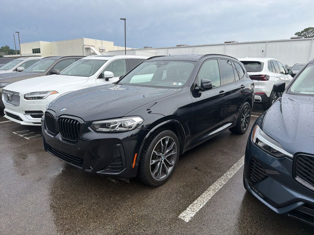 2022 BMW X3 xDrive30i's photo