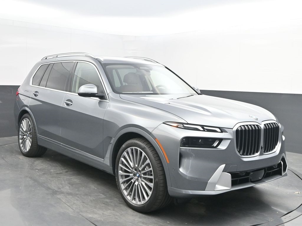 New 2026 BMW X7 xDrive40i SUV