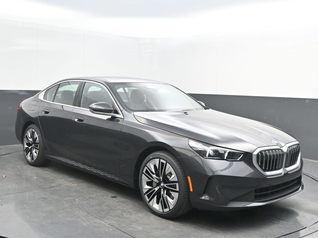 2026 BMW 5 Series 530i's photo