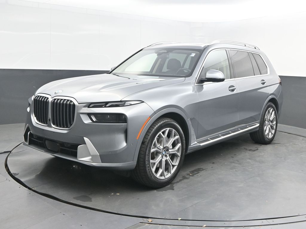 2024 BMW X7 xDrive40i's photo