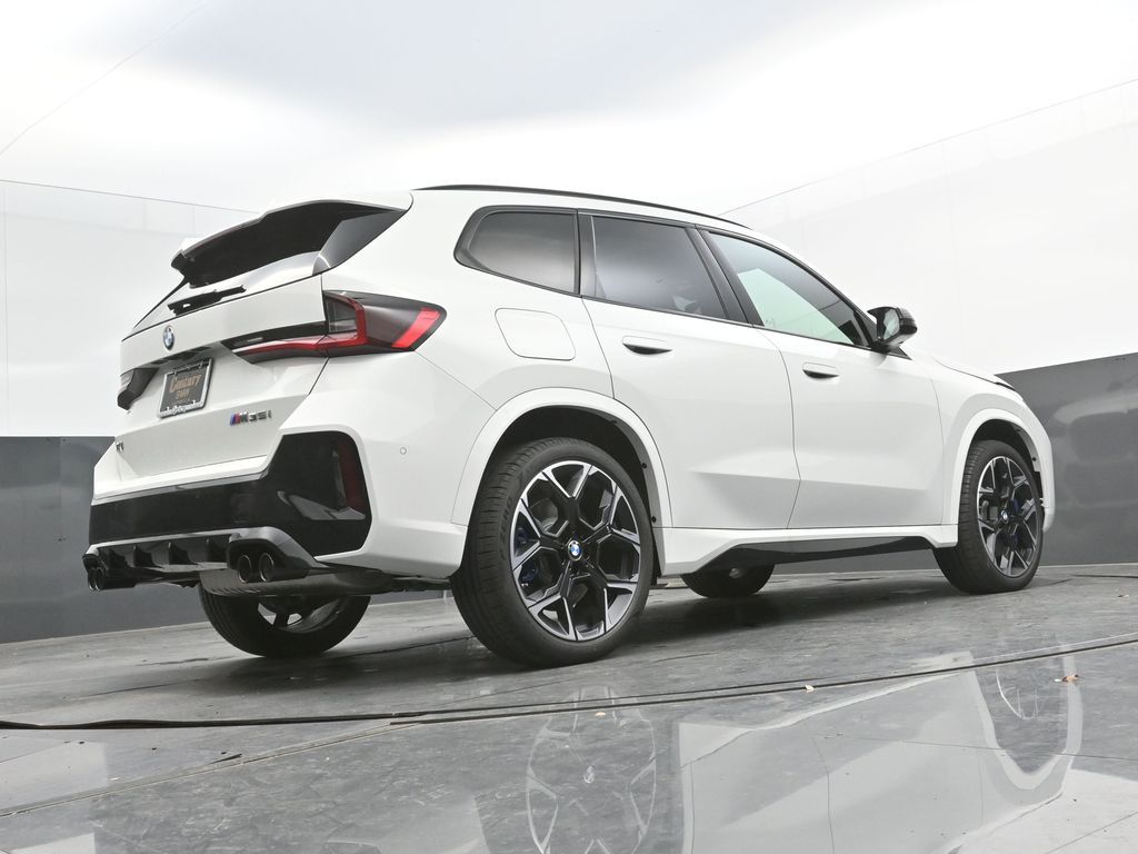 2026 BMW X1 M35i - Photo 52
