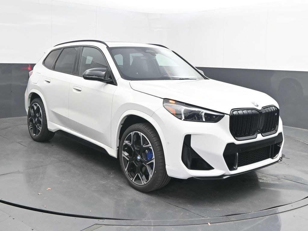 2026 BMW X1 M35i - Photo 9