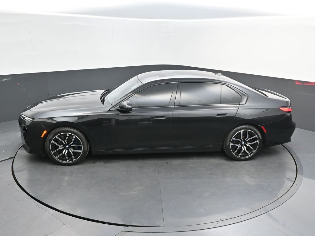 2023 BMW 7 Series 740i - Photo 35