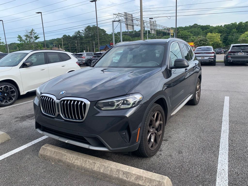2023 BMW X3 sDrive30i's photo