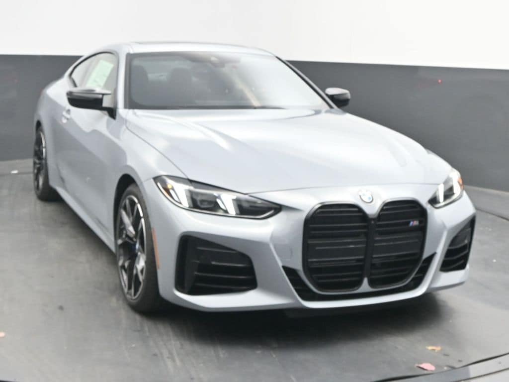 New 2026 BMW 4 Series M440i Coupe