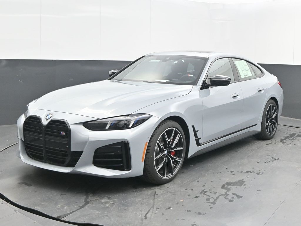 New 2026 BMW 4 Series M440i Hatchback