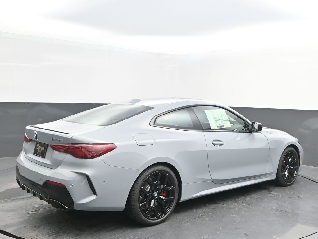 2026 BMW 4 Series M440i - Photo 7