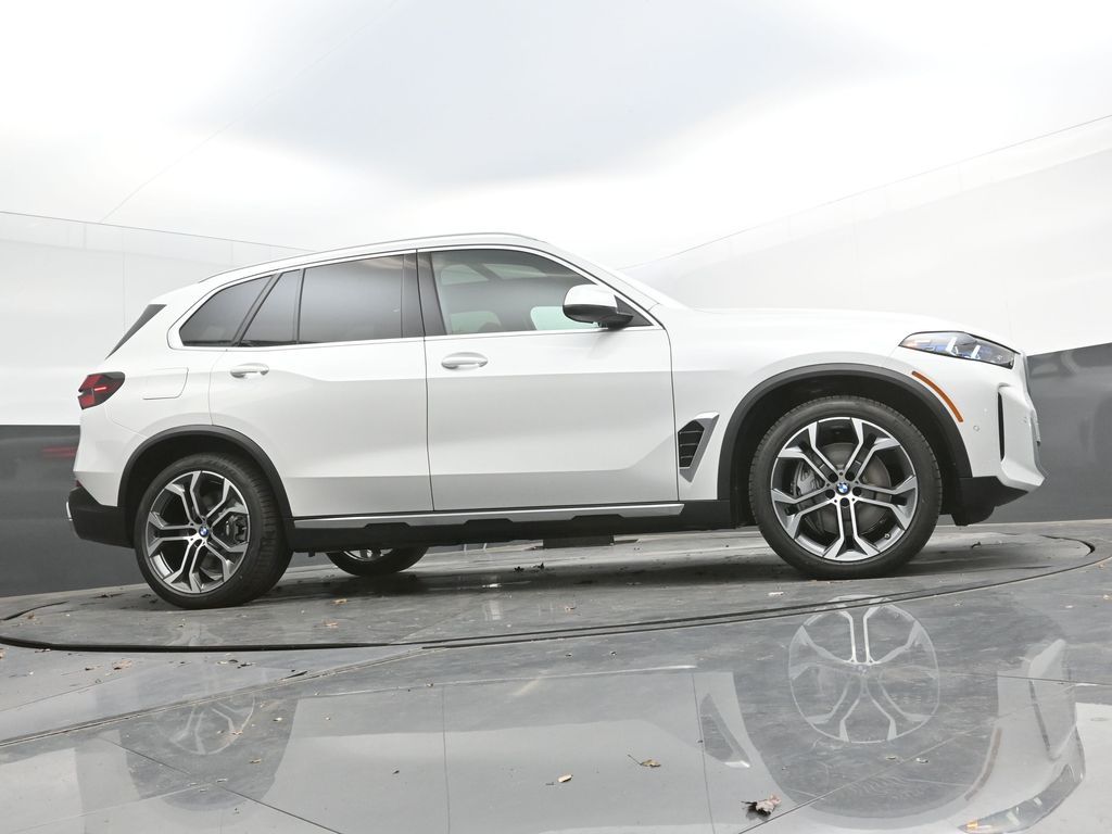 2026 BMW X5 50e - Photo 53