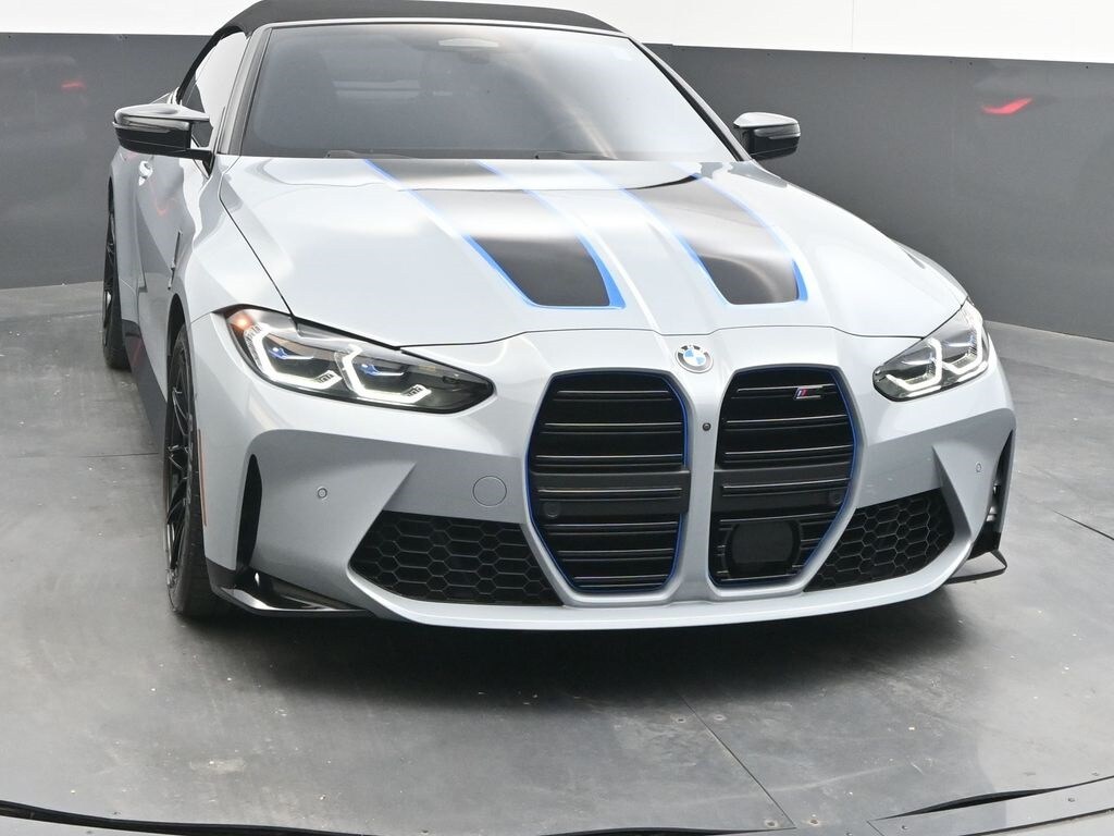 2022 Bmw M4 Convertible photo 2