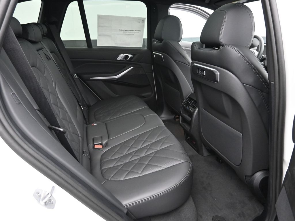 2026 BMW X5 40i - Photo 24