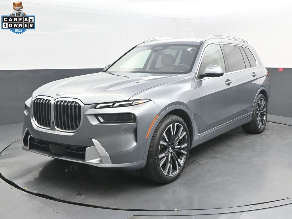 2024 BMW X7 xDrive40i's photo