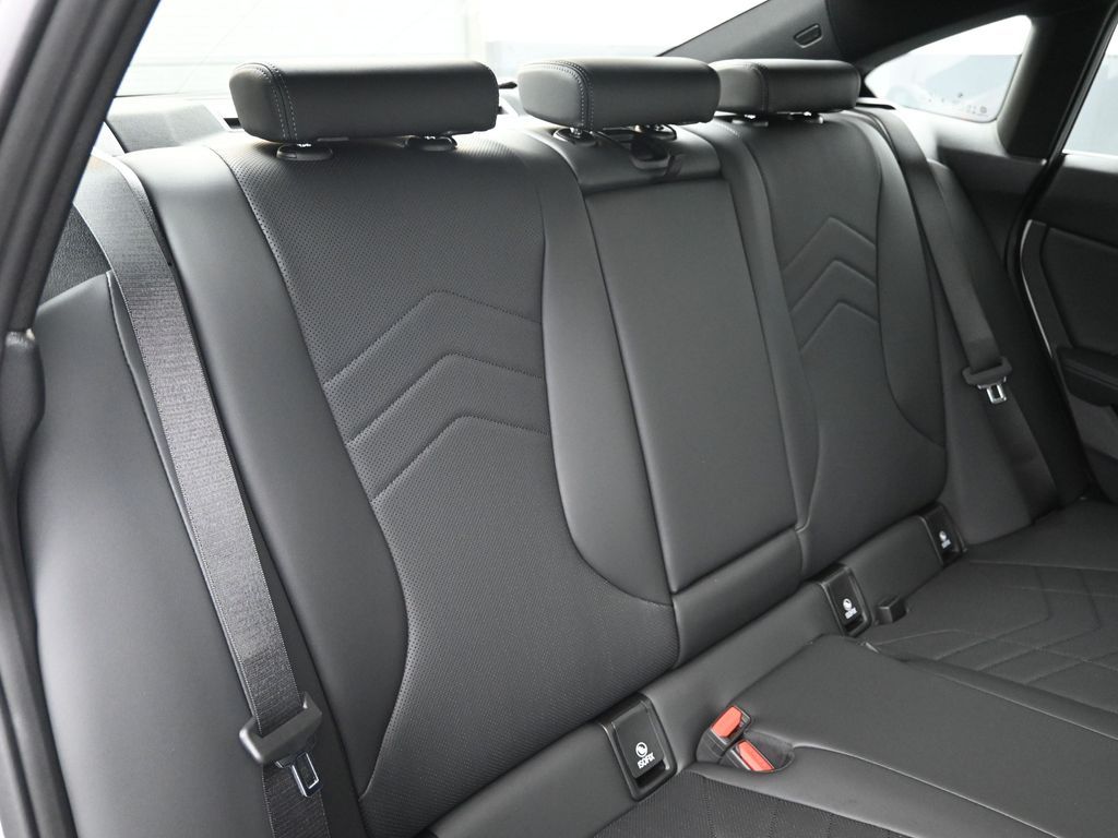 2026 BMW 2 Series 228 - Photo 24