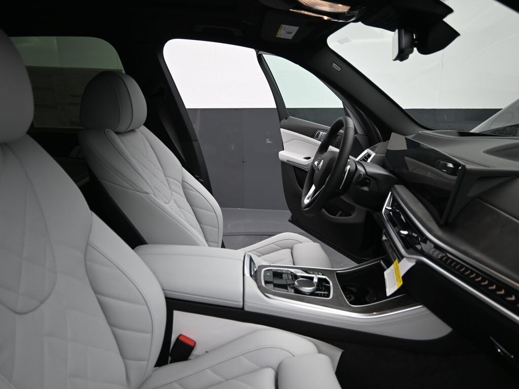 2026 BMW X5 40i - Photo 21