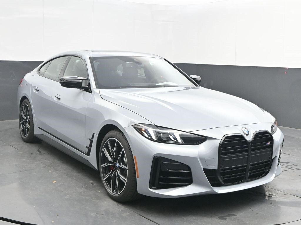 New 2026 BMW 4 Series M440i Hatchback