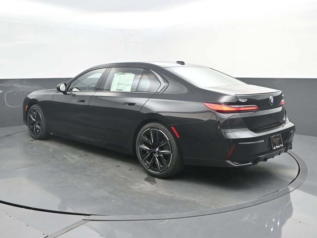 New 2026 BMW 7 Series 740i Sedan