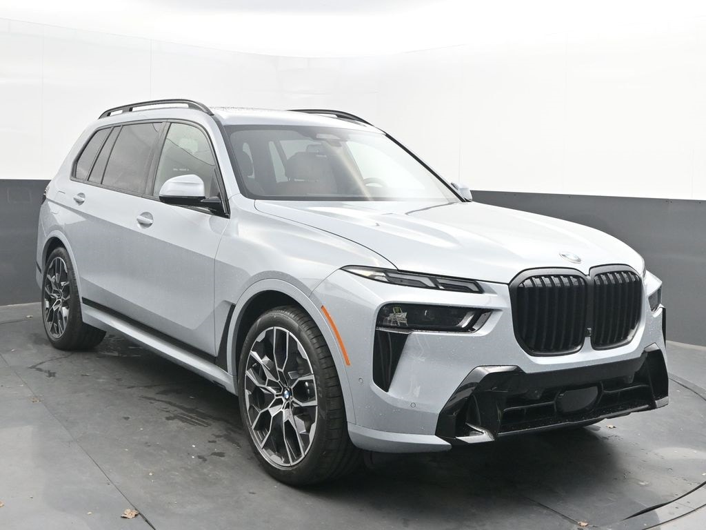 2026 BMW X7 40i's photo