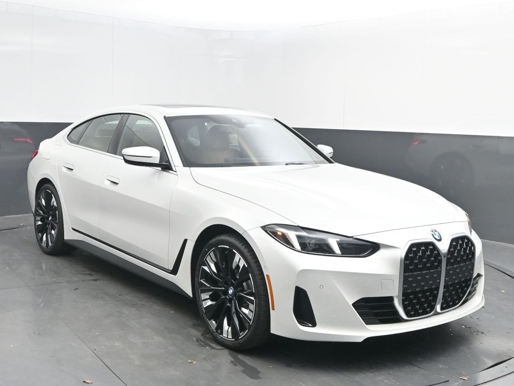 2026 BMW 4 Series 430i's photo