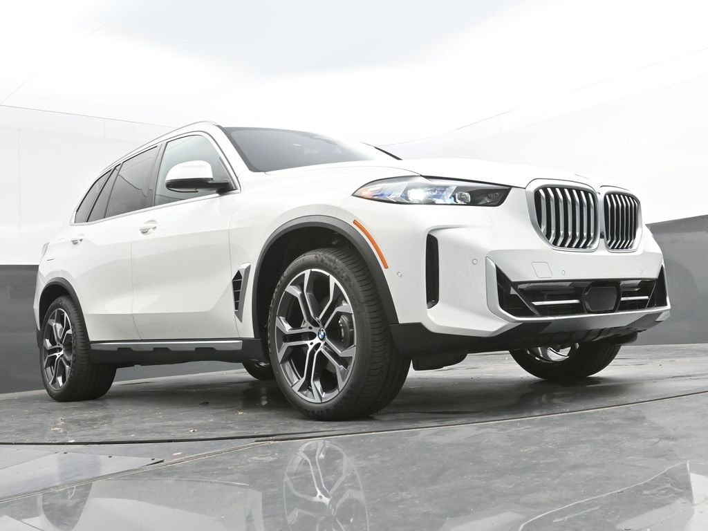 2026 BMW X5 40i - Photo 33