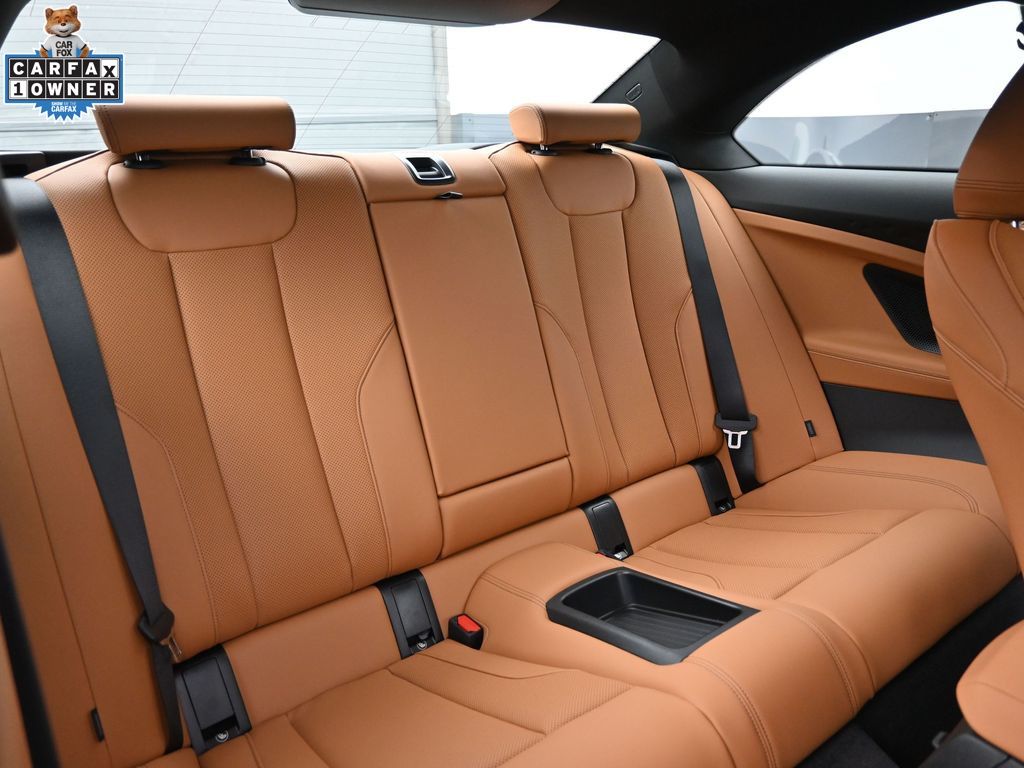 2025 BMW 2 Series 230i - Photo 18
