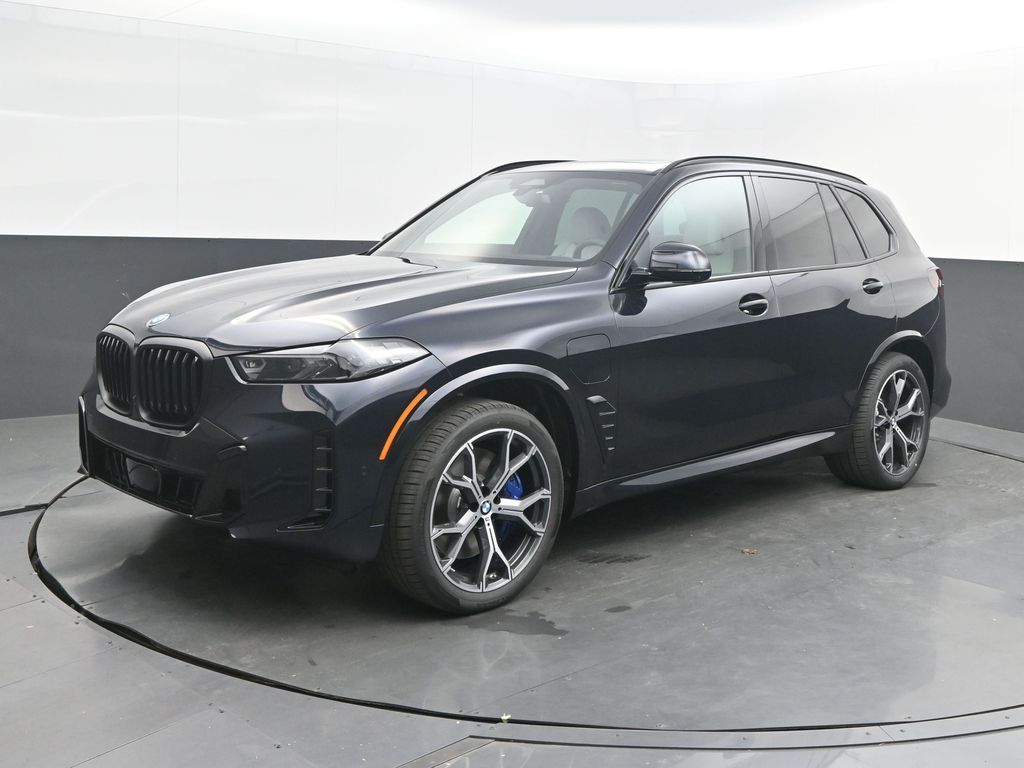 2026 BMW X5 xDrive50e's photo