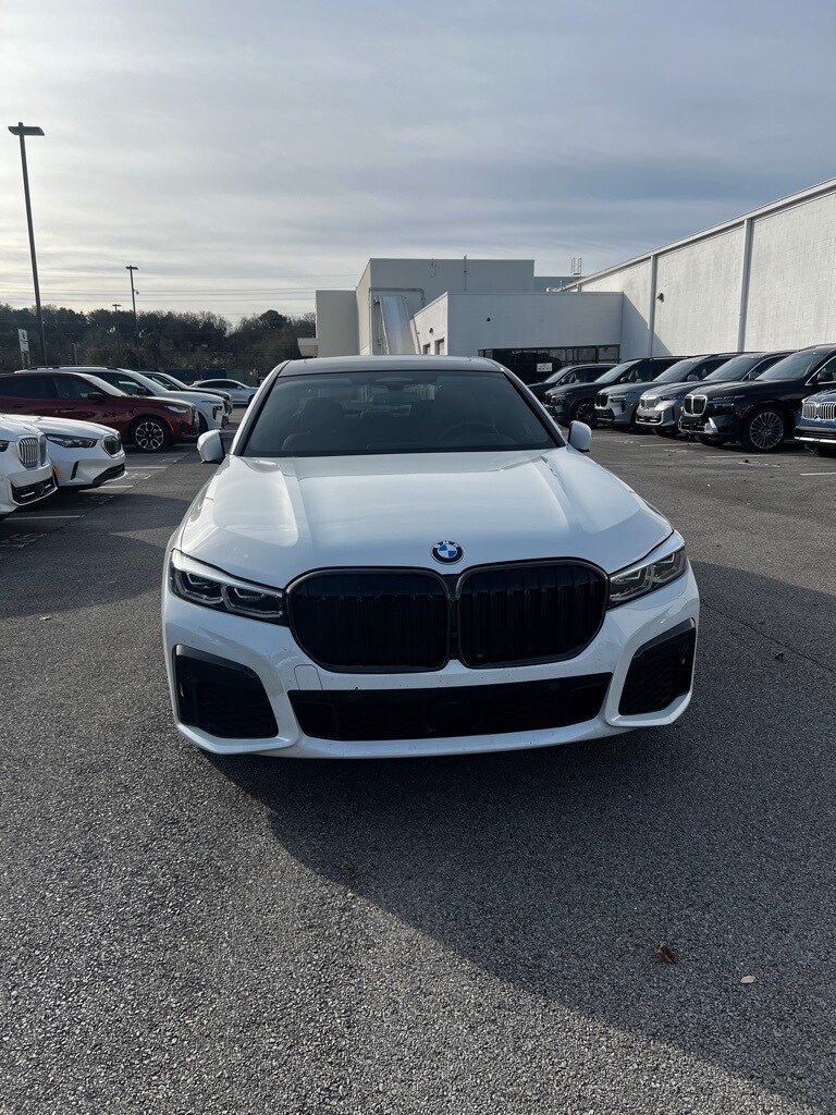 2021 Bmw 750i xDrive photo 2