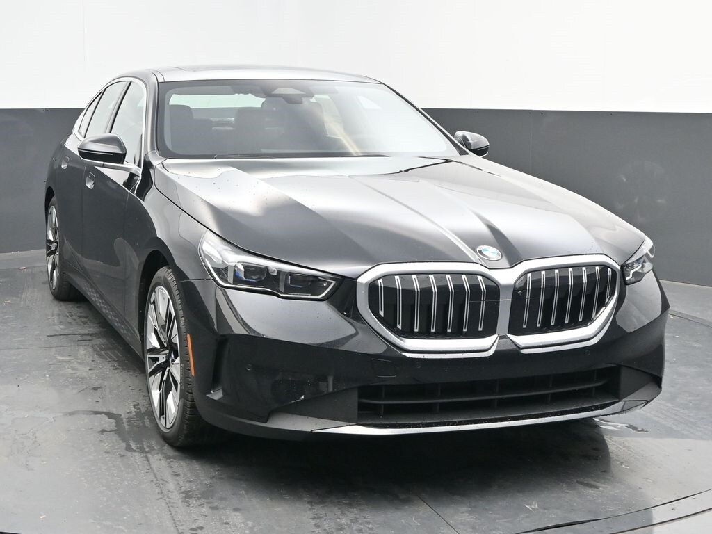 2025 Bmw 530i photo 2