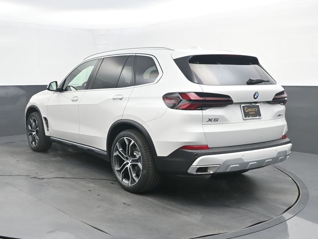 New 2026 BMW X5 sDrive40i SUV