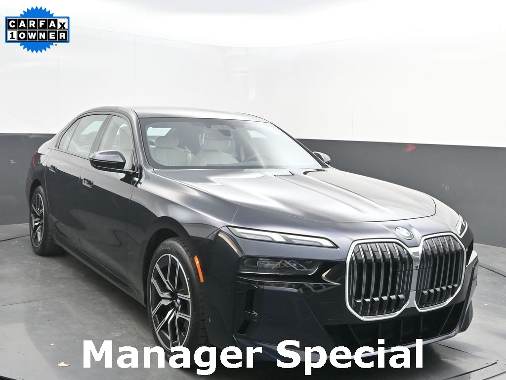 2023 BMW 7 Series 760i's photo