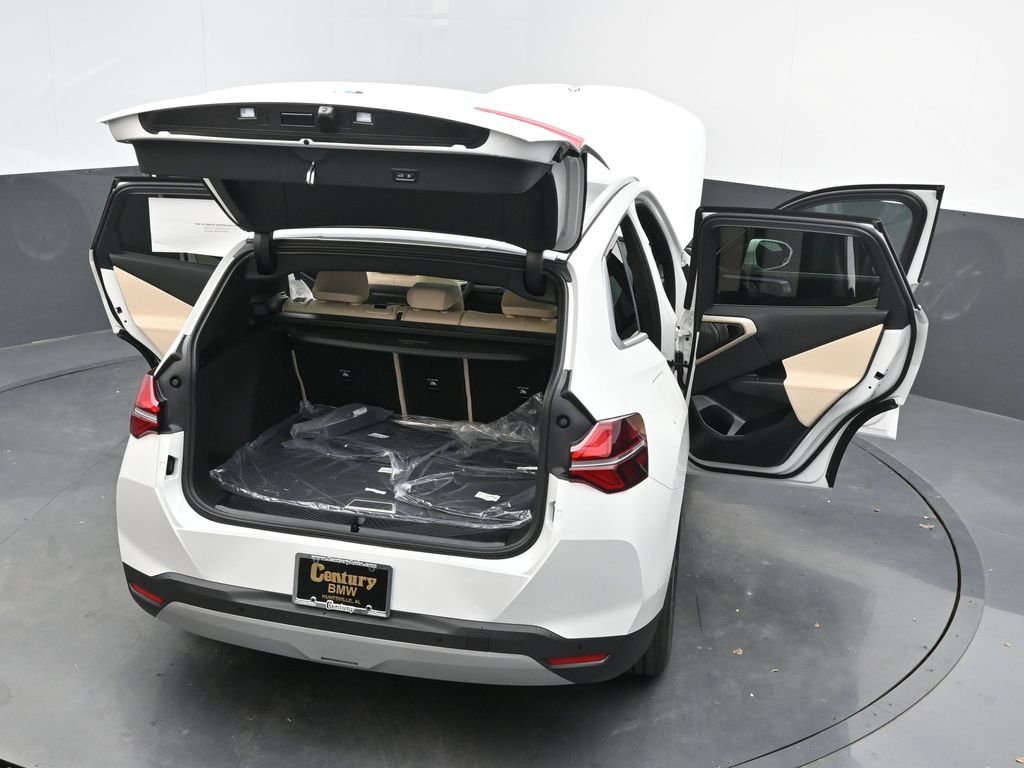 2025 BMW X3 30 - Photo 51