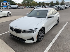 2022 BMW 3 Series 330i Sedan