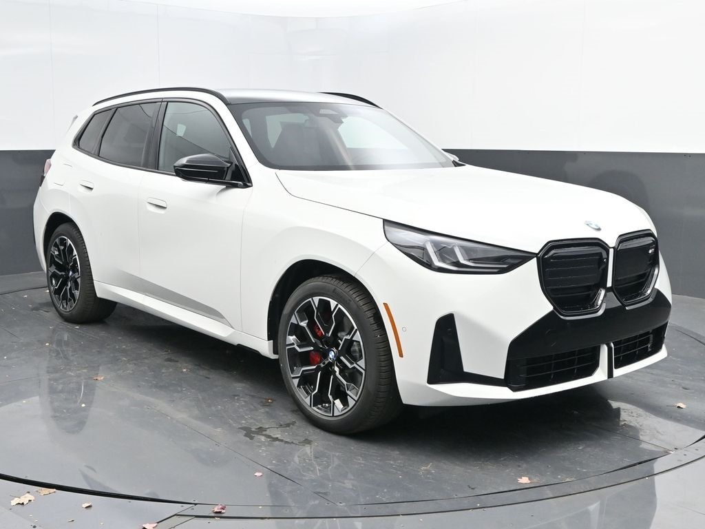 2025 BMW X3 M50
