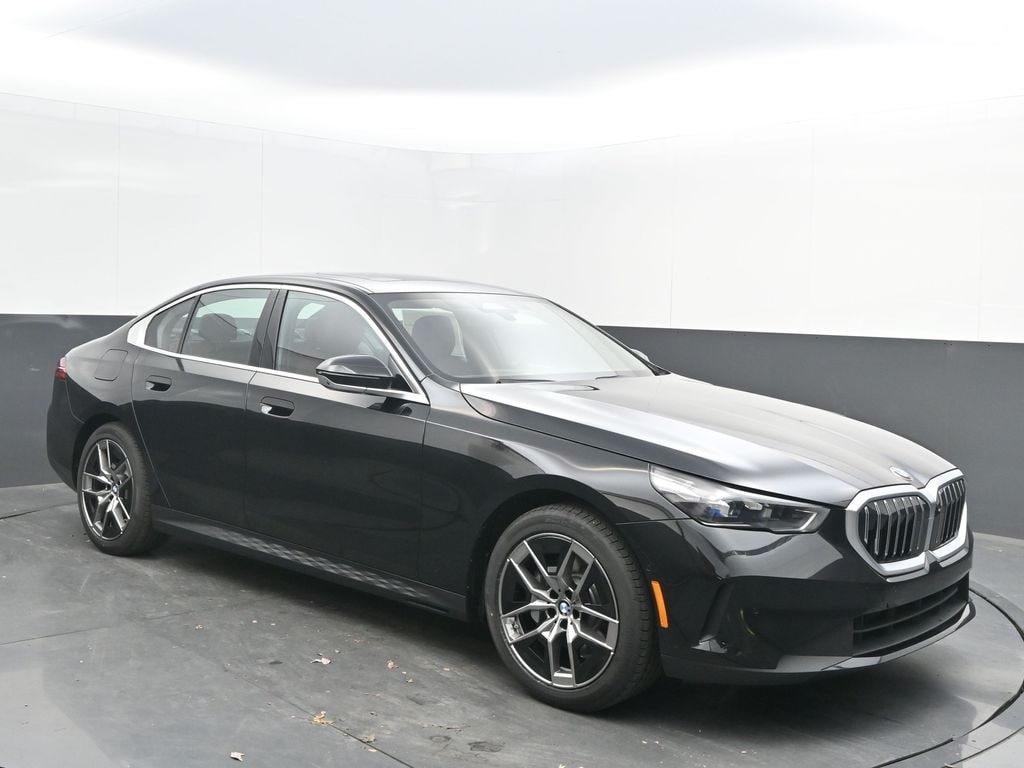 2026 BMW 5 Series 530i's photo